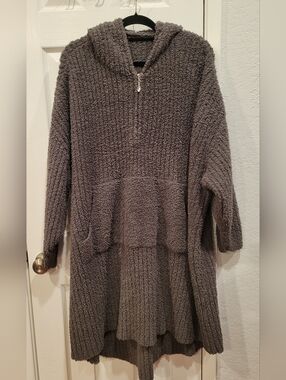 Cozy Plush Hooded Sweater in Gray